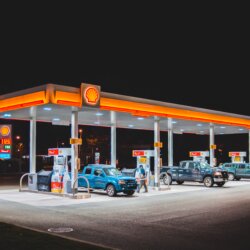 Reidellawfirm.com | Gas Station Buyers: Franchise or Independent? What to Know